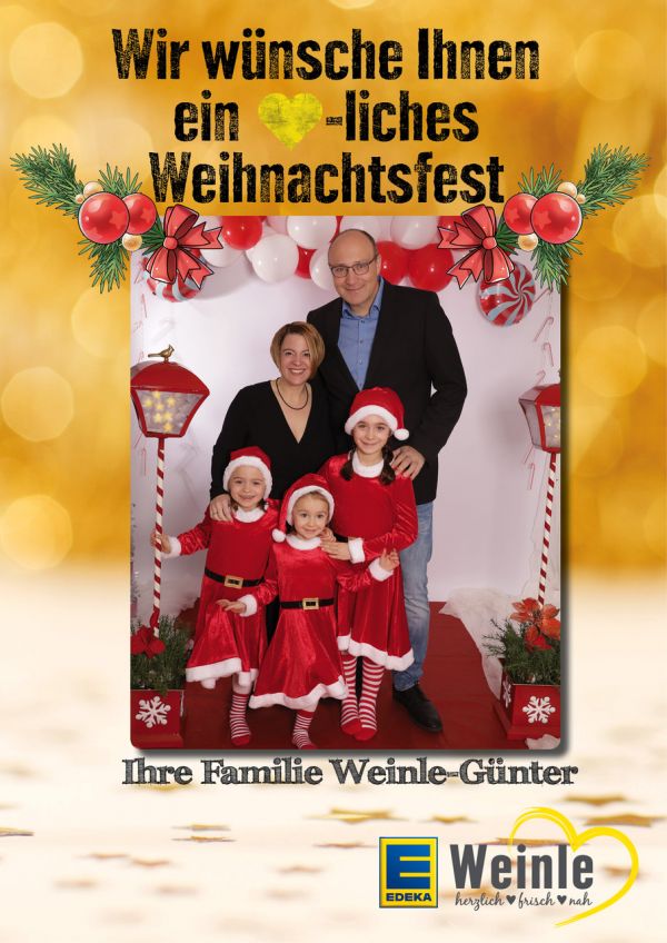 Foto mit Familie Weinle-Günter mit den 3 Kindern in Weihnachtswichtelkostümen und dem Text "Wir wünschen Ihnen ein frohes Weihnachtfest"